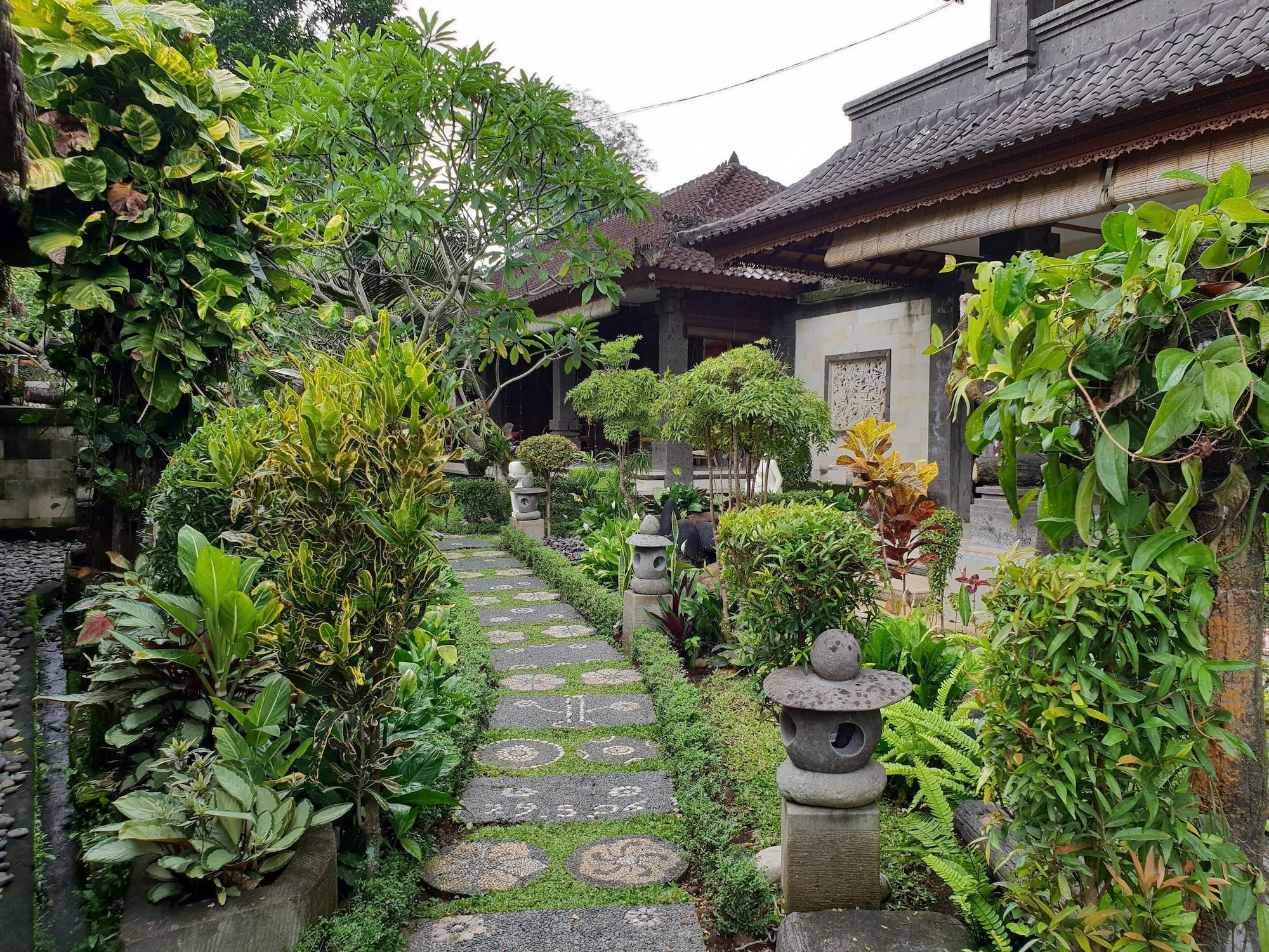 Liyer House Hotel Lodtunduh Exterior foto